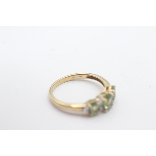 49 - 9ct gold sapphire & diamond dress ring (2.1g) Size M 1/2