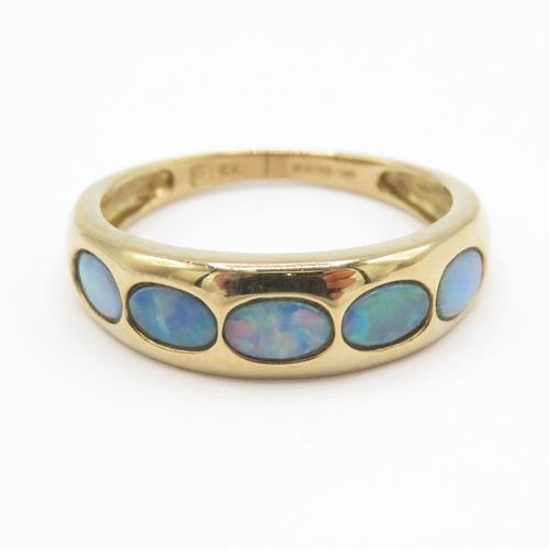 4 - 9ct gold flush set opal ring (2.2g) Size P - as found