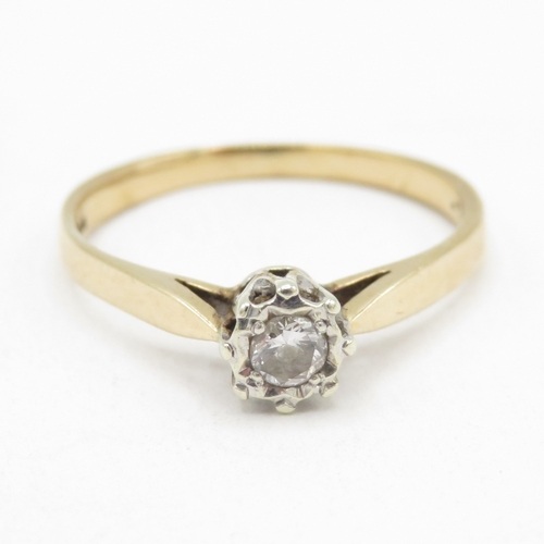125 - 9ct gold diamond solitaire ring (1.7g) size P 1/2