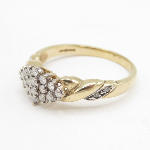 128 - 9ct gold diamond cluster ring (3.3g) size S