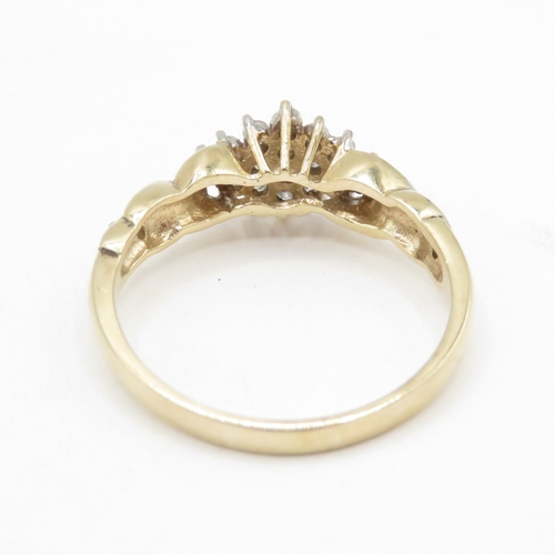 128 - 9ct gold diamond cluster ring (3.3g) size S