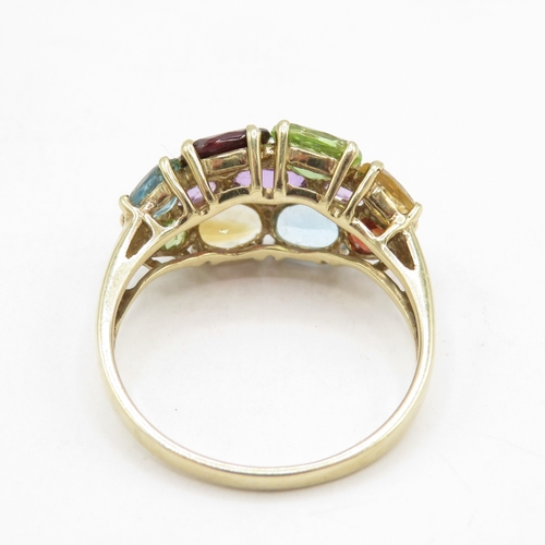 142 - 9ct gold multi gemstone cluster ring (3.2g) size P 1/2
