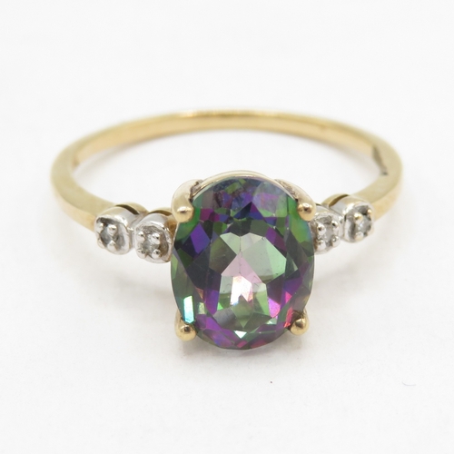 146 - 9ct gold mystic topaz and moissanite ring (2.4g) size P