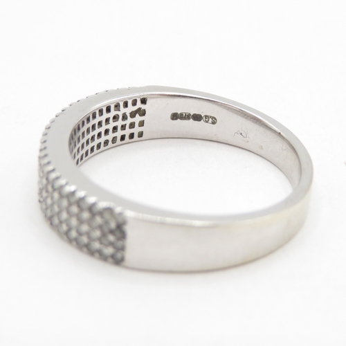153 - 9ct white gold diamond pave ring (2.7g) size J 1/2