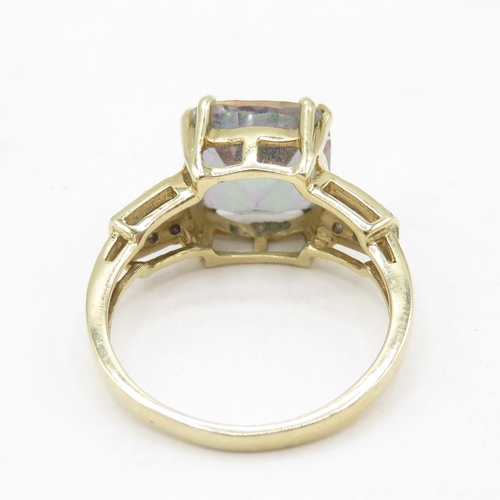 154 - 9ct gold mystic topaz and diamond ring (3.4g) size N