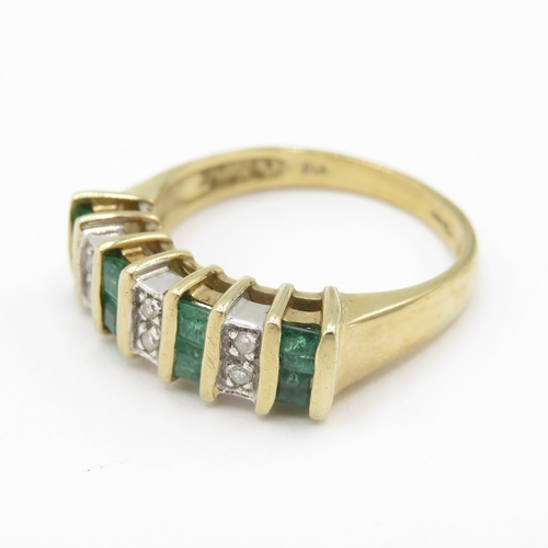 253 - 9ct gold princess cut diamond and emerald channel set ring (3g) size J 1/2