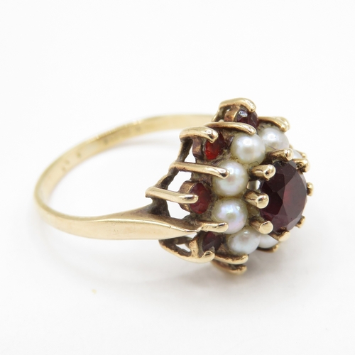 261 - 9ct gold garnet and pearl floral cluster ring (2.3g) size J 1/2