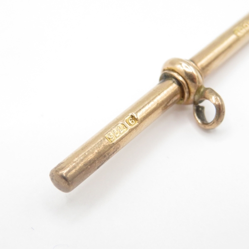 264 - 9ct gold T-Bar (4.9g)