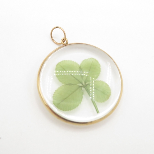 9ct gold clover pendant (2.7g)