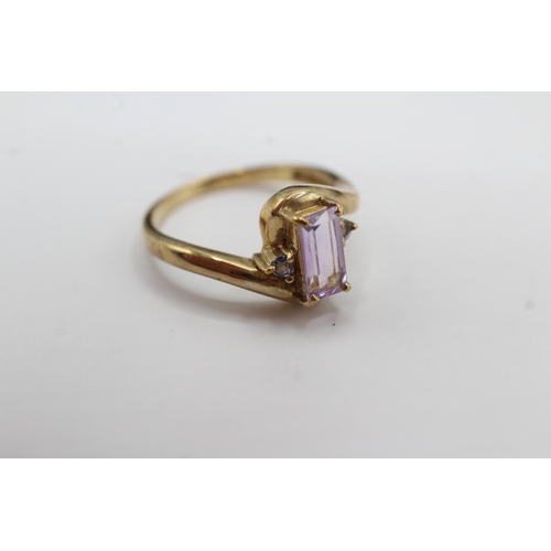 14 - 9ct gold amethyst & tanzanite dress ring (3.1g) Size N