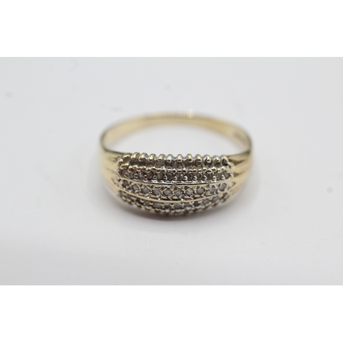 20 - 9ct gold diamond dress ring (3.1g) Size U 1/2
