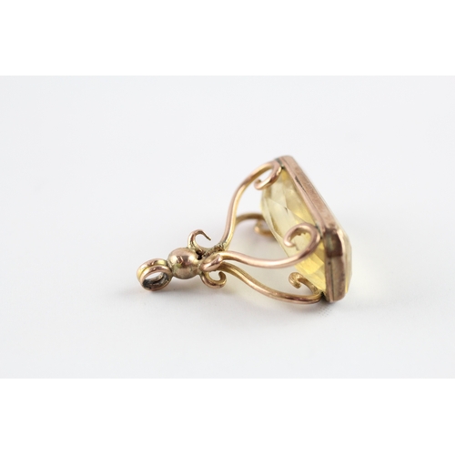 27 - 9ct gold citrine fob (4.7g)