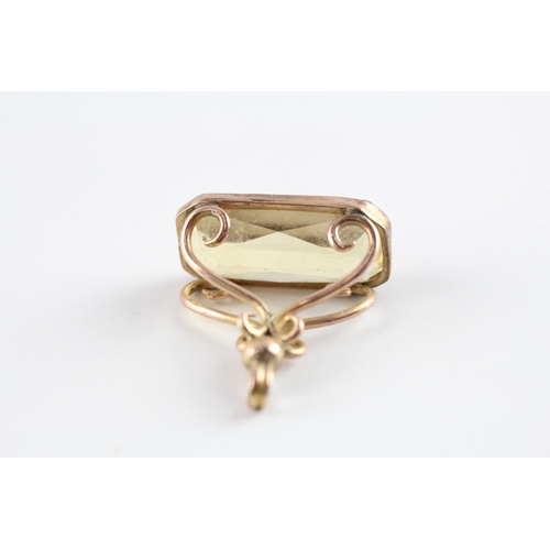 27 - 9ct gold citrine fob (4.7g)