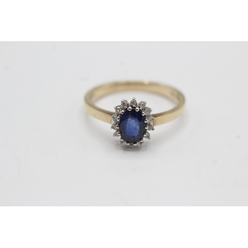 30 - 9ct gold diamond and sapphire halo ring (2.4g) Size Q