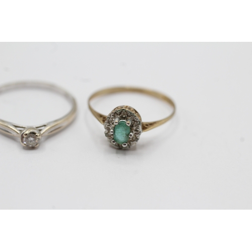 46 - 2x 9ct gold emerald & diamond rings (2.9g) Size P + P 1/2
