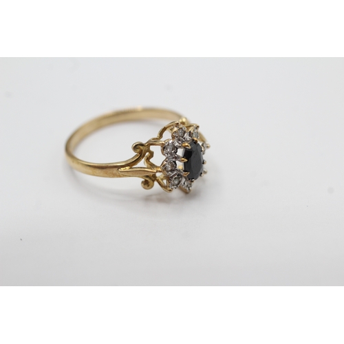 59 - 9ct gold vintage sapphire & diamond cluster ring (2.5g) Size Q 1/2