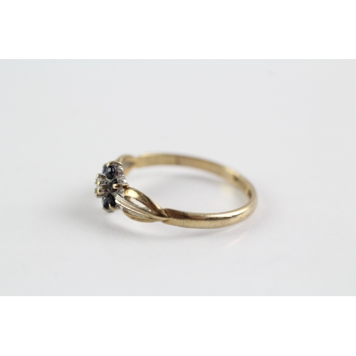 184 - 9ct gold sapphire diamond cluster ring (1.4g) Size O
