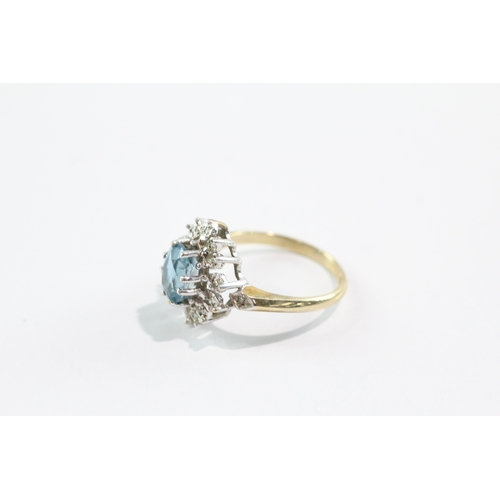 39 - 9ct gold blue topaz diamond cluster ring (3g) Size M