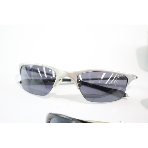 461 - Oakley Designer Sunglasses / Glasses Inc Cases