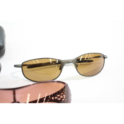 461 - Oakley Designer Sunglasses / Glasses Inc Cases