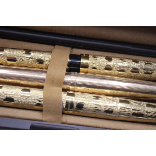 3 x Vintage Parker 61 Fountain Pens 14ct Gold Nibs WRITING Gold Plate ...