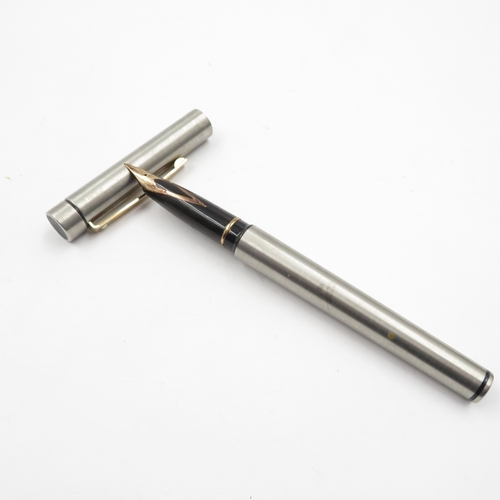 566 - 2 x Vintage Sheaffer Targa Fountain Pens 14ct Gold Nibs WRITING Inc Boxed Etc