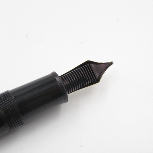 565 - Montblanc Meisterstuck .925 Sterling Silver Cased Fountain Pen & Rollerball 81g