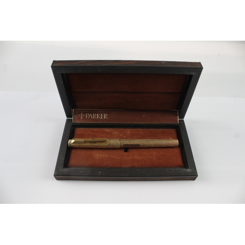 Vintage Parker 105 Gold Plated Fountain Pen w/ 14ct Gold Nib WRITING Boxed