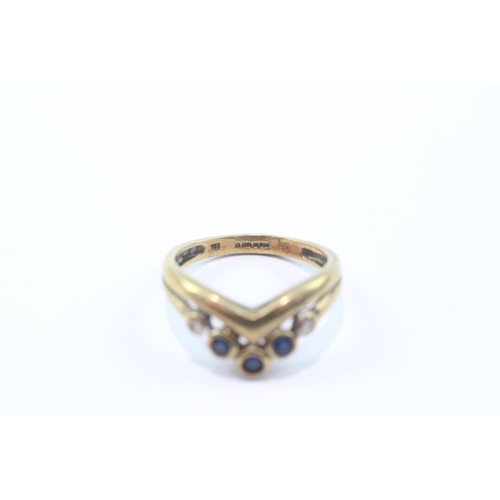 227 - 9ct gold sapphire and diamond ring (2.7g) Size M 1/2