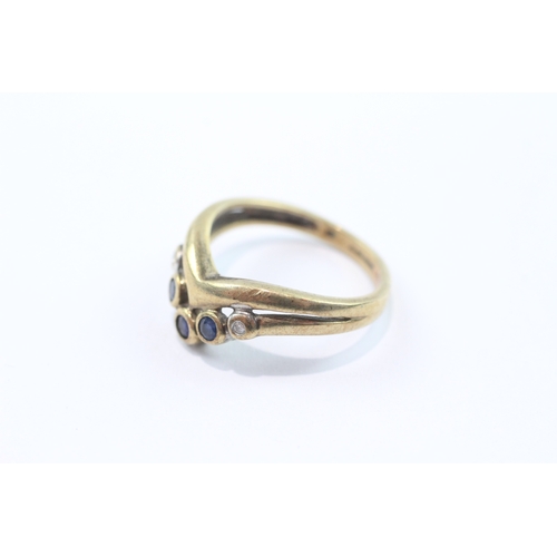 227 - 9ct gold sapphire and diamond ring (2.7g) Size M 1/2