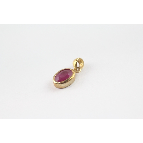 242 - 2x 9ct gold ruby drop earrings and pendant set (2.1g)