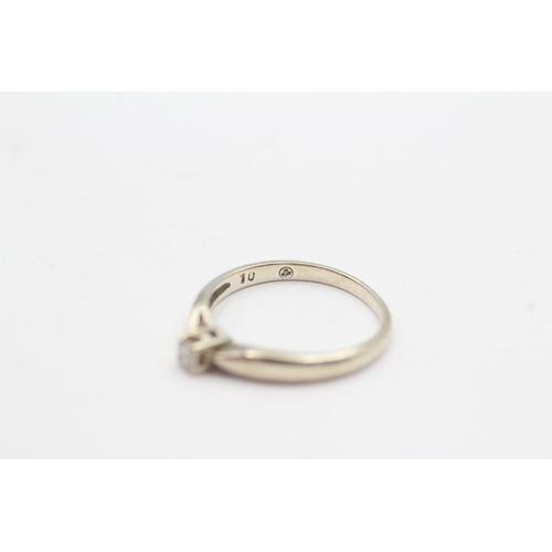 23 - 9ct gold diamond solitaire ring (1.7g) Size K