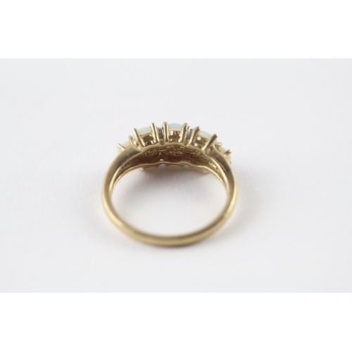 8 - 9ct gold opal and diamond dress ring (3.3g) Size P