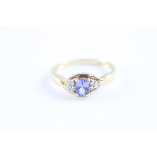 20 - 14ct gold tanzanite & diamond dress ring (2.8g) Size N