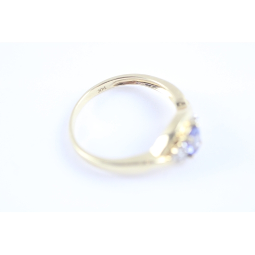 20 - 14ct gold tanzanite & diamond dress ring (2.8g) Size N