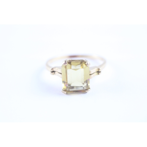 38 - 9ct gold vintage citrine dress ring (2.8g) Size M 1/2
