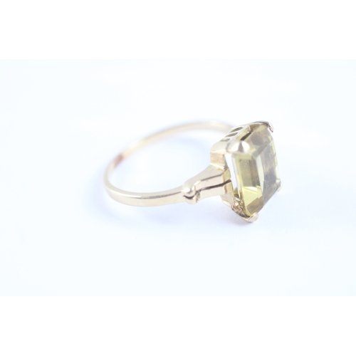 38 - 9ct gold vintage citrine dress ring (2.8g) Size M 1/2