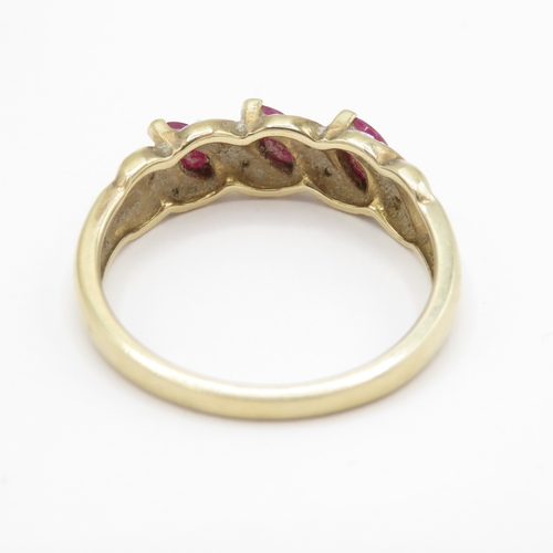10 - 9ct gold ruby and diamond ring (2.1g) Size M