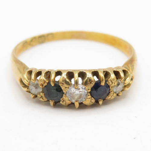 18ct gold sapphire and diamond boat style ring (2.5g) Size M 1/2
