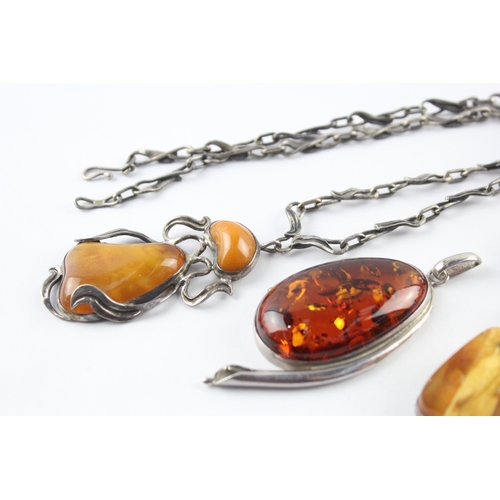 238 - Collection of Sterling Silver Amber Jewellery inc. Modernist, Baltic, Butterscotch x 8 (126g)