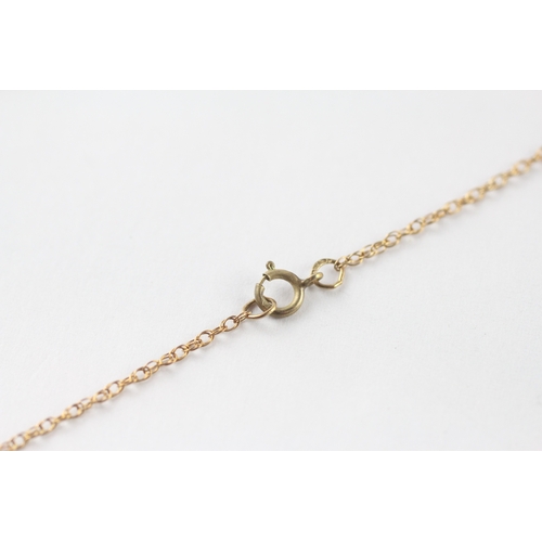 106 - 9ct gold diamond leaf necklace (3g)