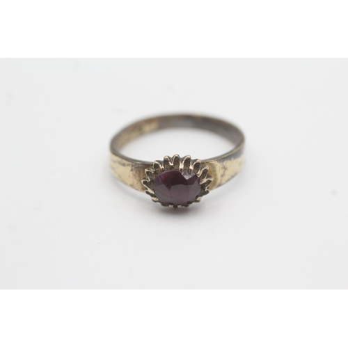 17 - 9ct gold ruby ring as found (1.5g) Size N