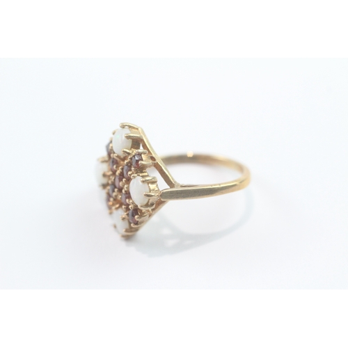218 - 9ct gold opal garnet cocktail ring (3.4g) Size L
