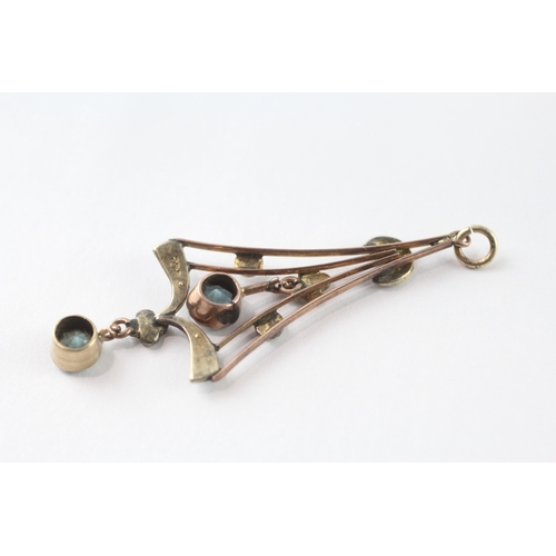 49 - 9ct gold garnet topped doublet & seed pearl pendant (2.1g)