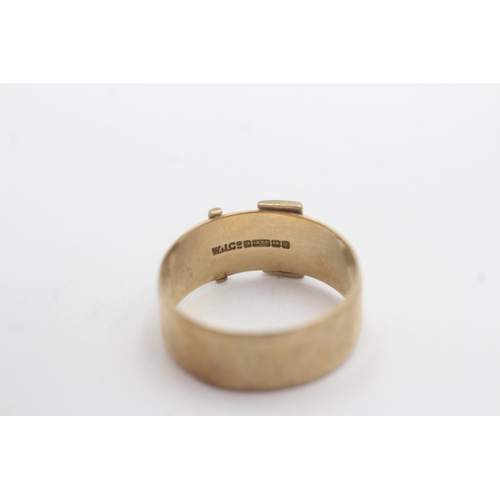 9 - 9ct gold belt buckle ring (3.7g) Size S