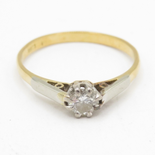 126 - 18ct gold platinum diamond solitaire ring (1.8g) Size N