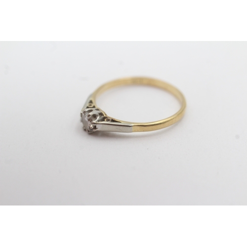 126 - 18ct gold platinum diamond solitaire ring (1.8g) Size N