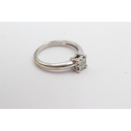 166 - 18ct white gold diamond princess cut invisible set ring (3.2g) Size K
