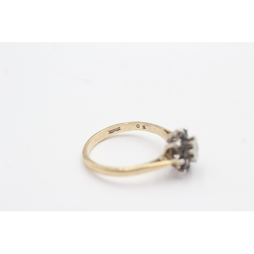 175 - 9ct gold sapphire diamond cluster ring (2.6g) Size N