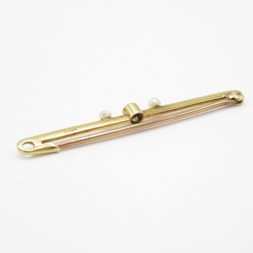 28 - 15ct gold art deco pearl and sapphire brooch (1.6g)
